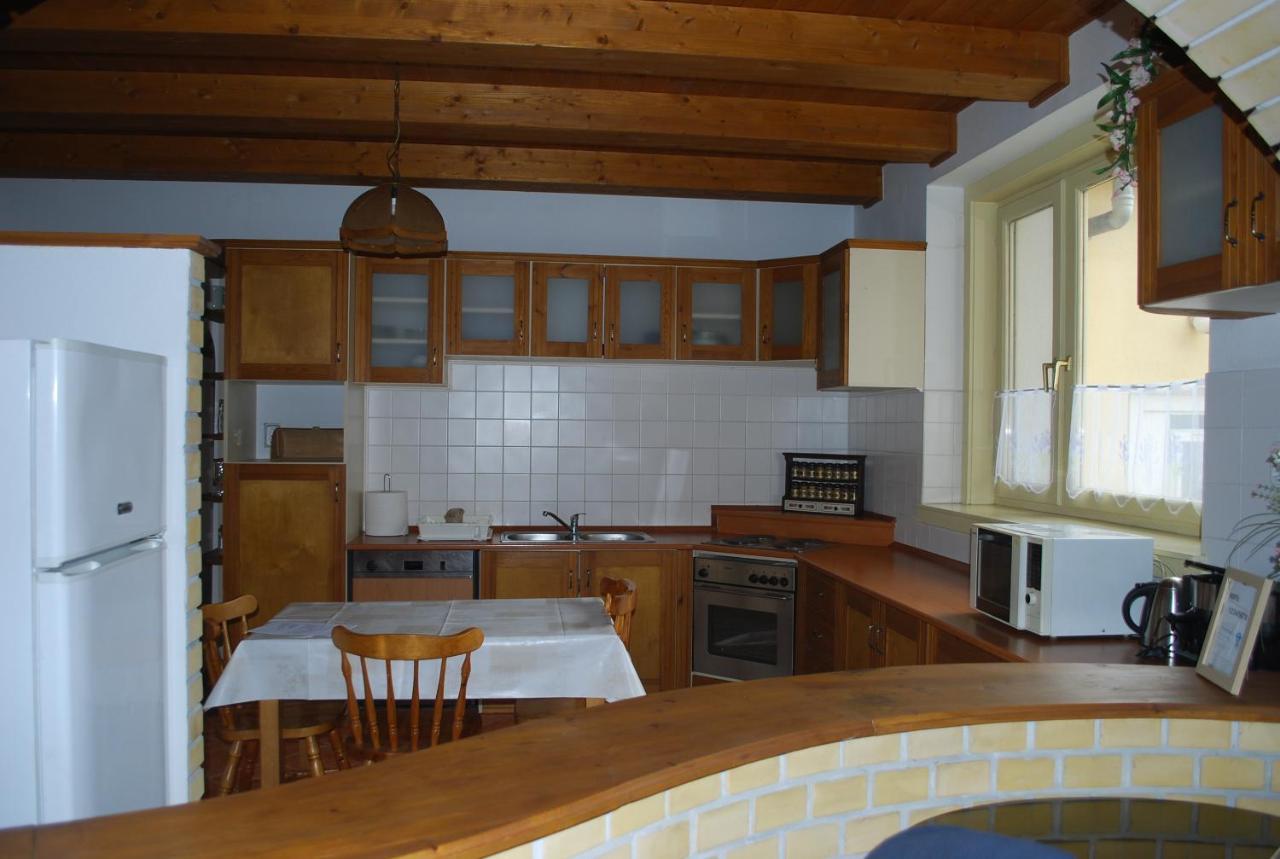 Bed and Breakfast Casa Napsugar Panzio Apostag Exterior foto
