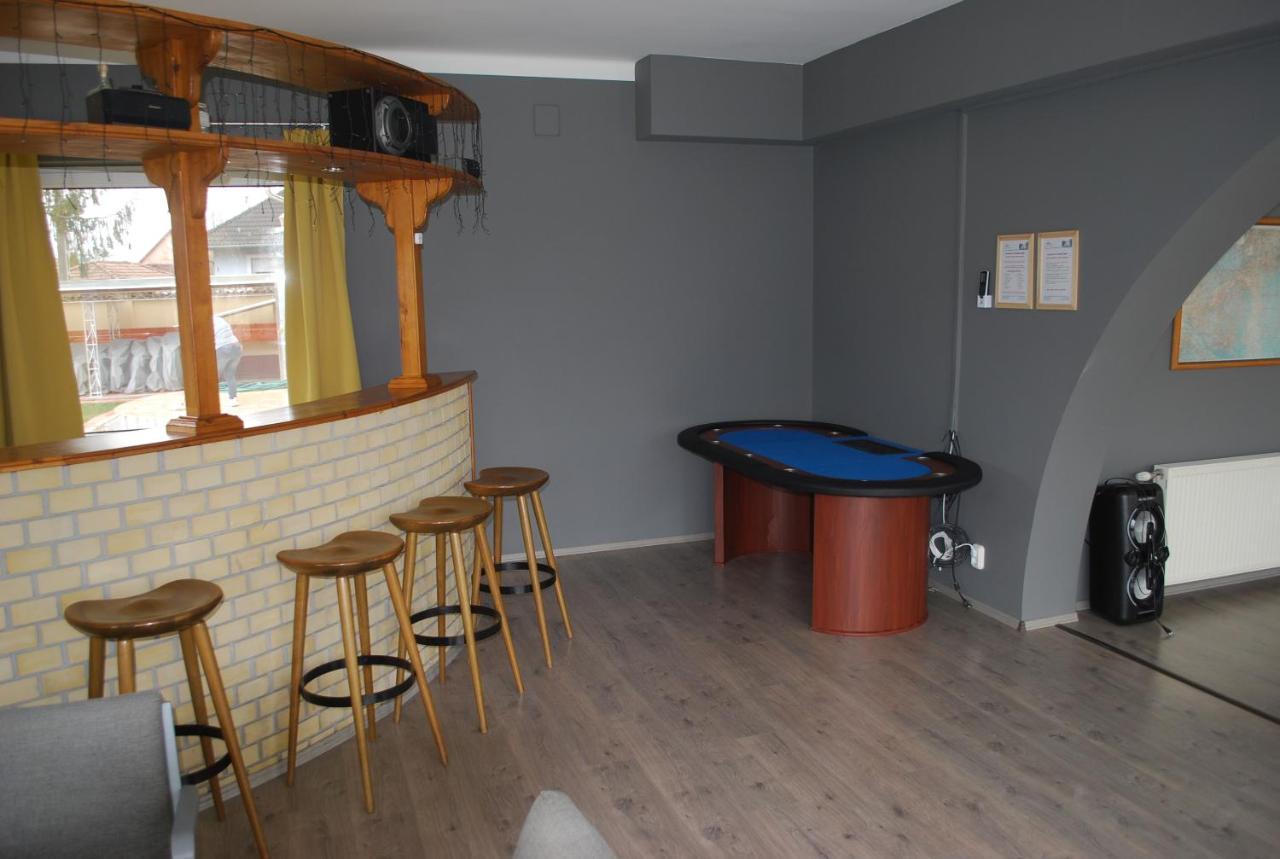 Bed and Breakfast Casa Napsugar Panzio Apostag Exterior foto