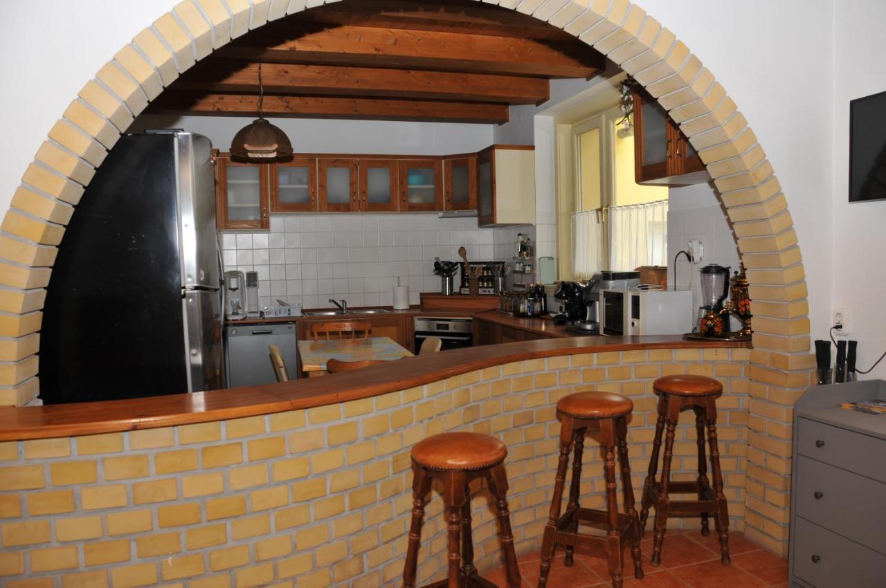 Bed and Breakfast Casa Napsugar Panzio Apostag Exterior foto
